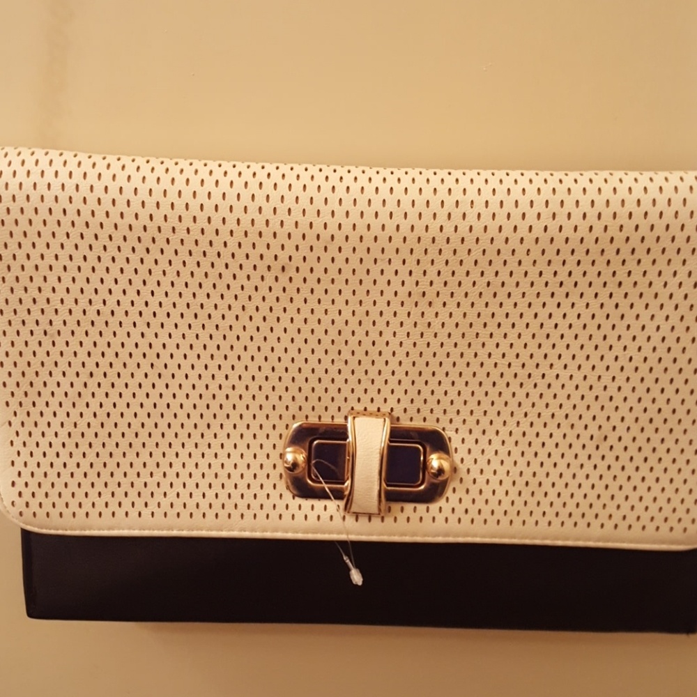 Handbag. - Picture 4 of 6